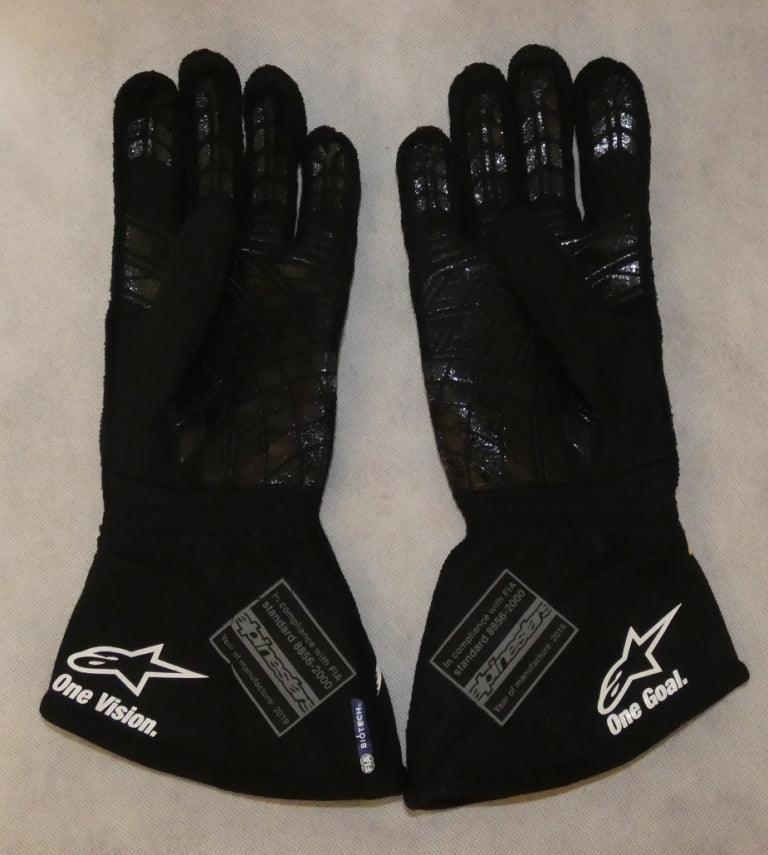 Nico Hulkenberg 2019 French GP Renault F1 race gloves